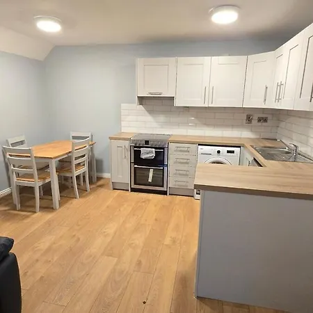 Charming 2-bed, 1-bath Apartment, * Galway