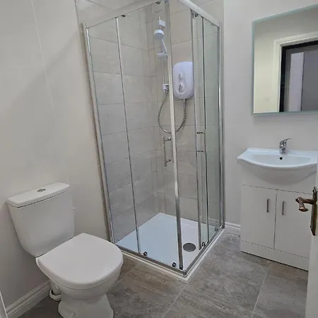 Charming 2-bed, 1-bath Apartment, Διαμέρισμα