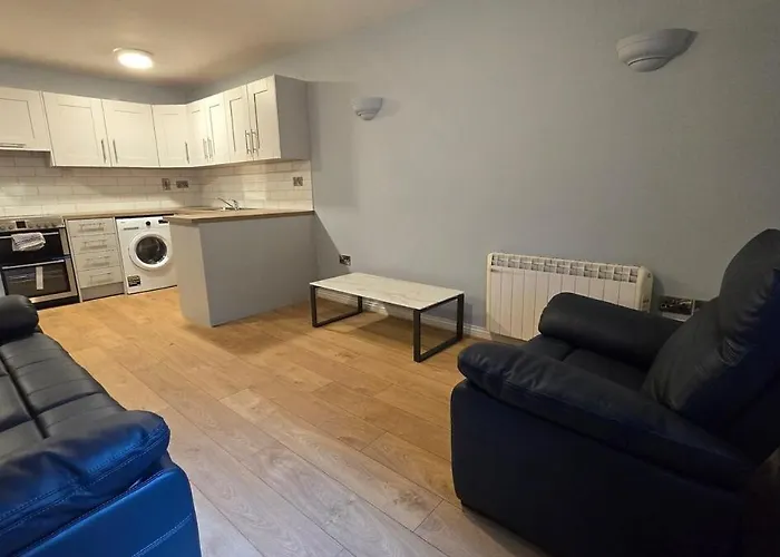 Charming 2-bed, 1-bath Apartment, 公寓 *